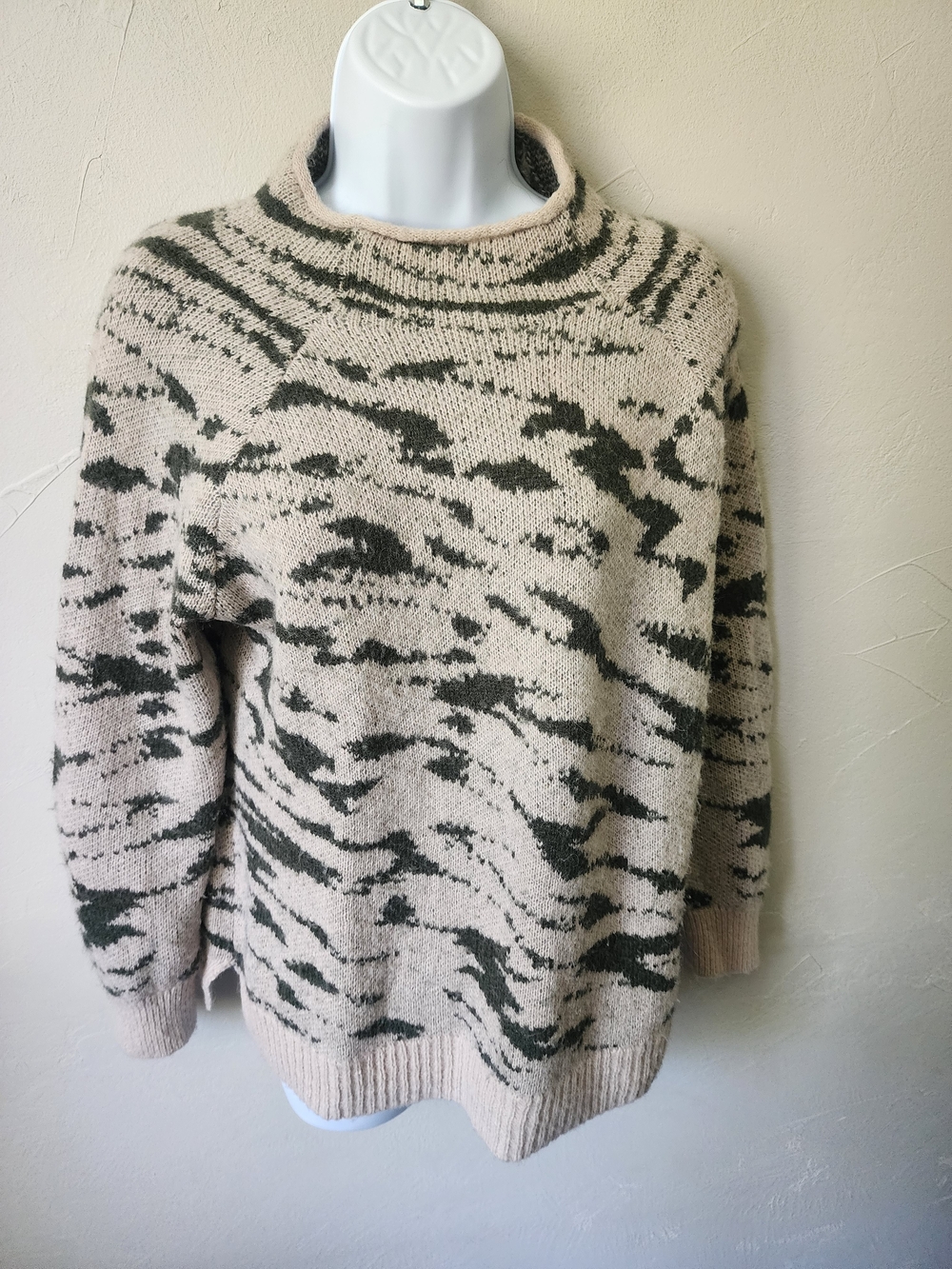 Madewell Beige & Olive Abstract Pattern Sweater Size XXS